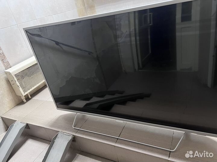 Телевизор на запчасти