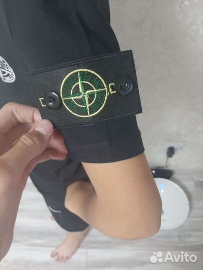 Патч с пуговицами