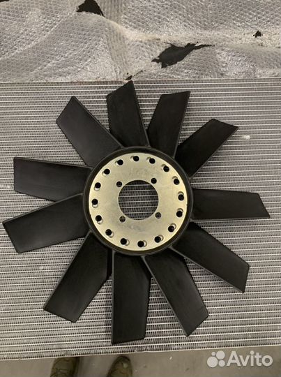Вентилятор радиатора Land Rover Defender 300tdi
