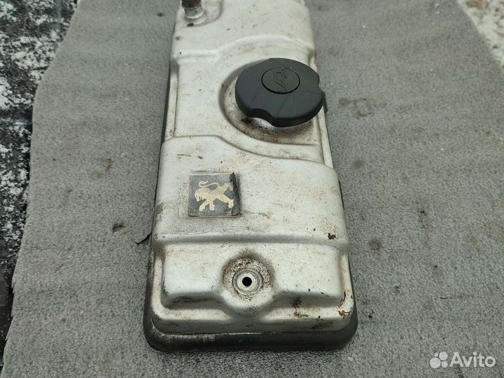 Пежо 206 клапанная крышка