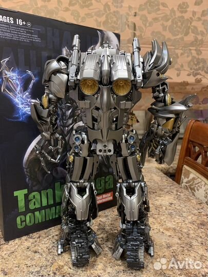 Трансформеры фигурка Мегатрон 33 см