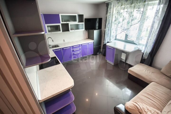 2-к. квартира, 75,4 м², 8/9 эт.