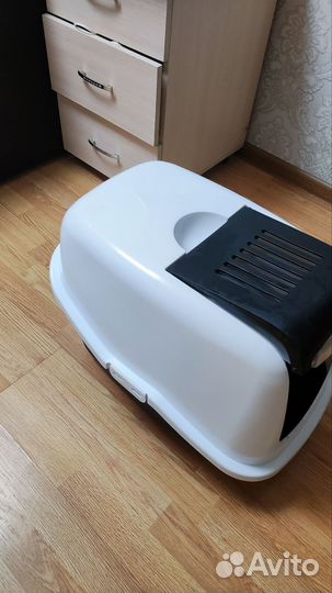 Закрытый лоток для кошек большой
