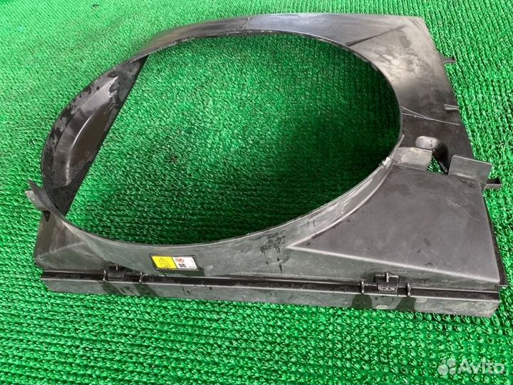 Диффузор радиатора Land Rover Range Rover Sport