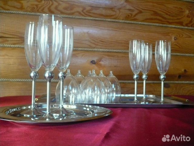 Набор фужеров на металлической ножке(новый)