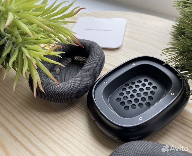 Беспроводные наушники AirPods Max Black Edition