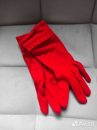 Перчатки женские новые