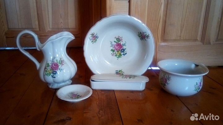 Антиквариат. Туалетный набор для умывания