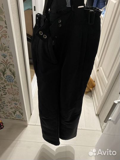 Костюм горнолыжный