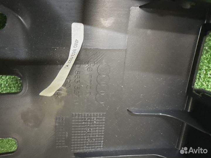 Обшивка багажника левая Audi audi Q7