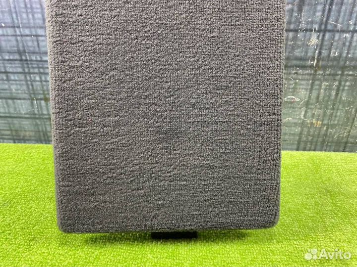 Обшивка багажника правая Audi Allroad C5 BES 2004