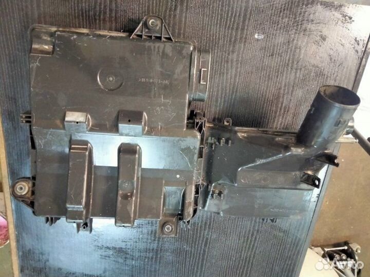 Корпус воздушного фильтра Mazda 3 BK Z6 2007