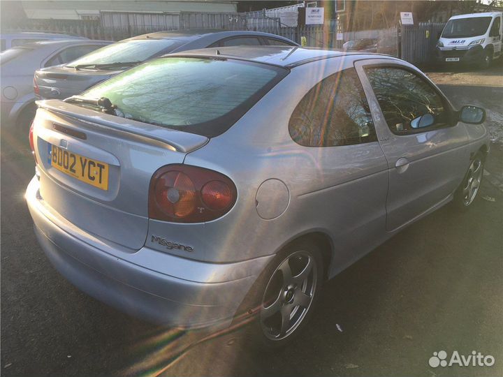 Разбор на запчасти Renault Megane 1996-2002