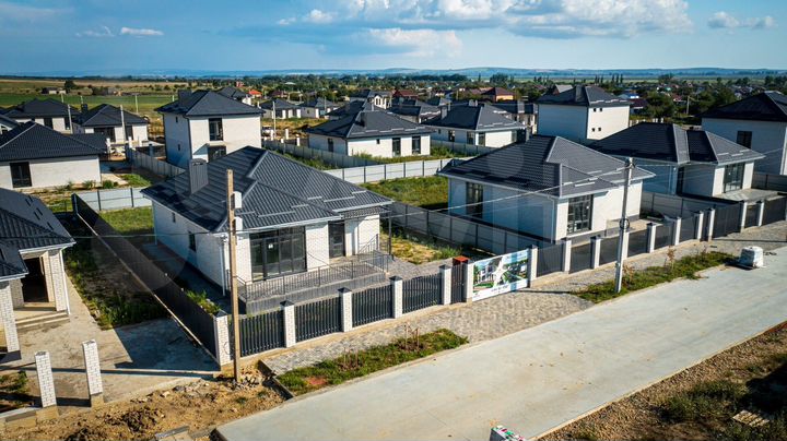 Дом 95 м² на участке 5,5 сот.