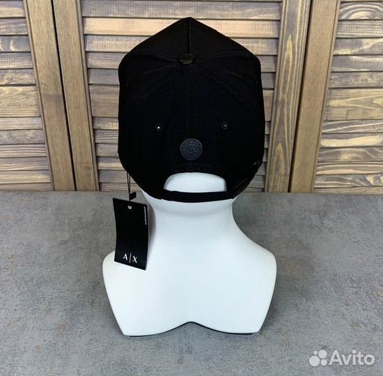 Кепка бейсболка Armani Exchange чёрная