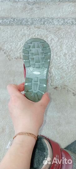 Ботинки демисезонные для девочки 24 размер