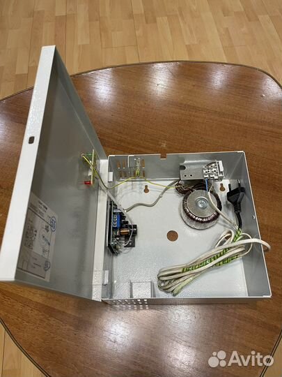 Источник Бесперебойного Питания скат 1200 М