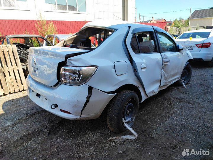 Кузов на запчасти Renault Logan