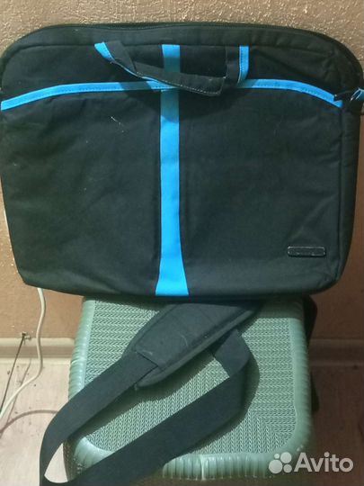 Сумка для ноутбука через плечо