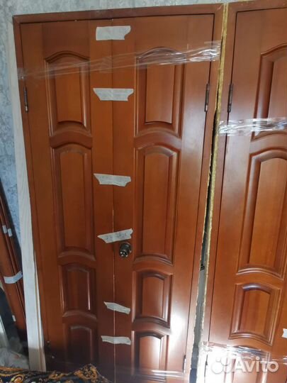 Двери межкомнатные 2м0,8м