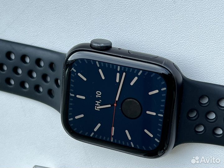 Apple Watch Nike Series 5, 44мм