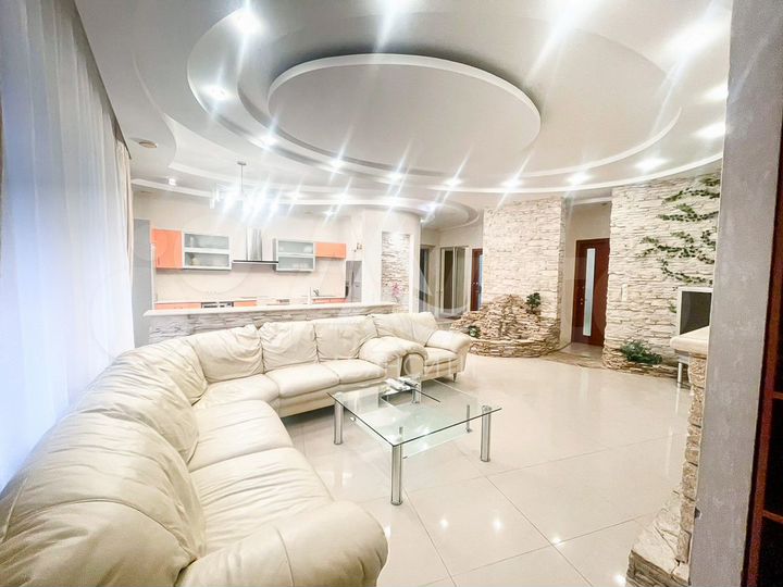 4-к. апартаменты, 130 м², 2/6 эт.