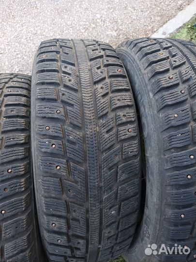 Kumho I'Zen KW22 205/60 R16 92