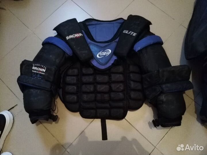 Нагрудник вратарский Brown