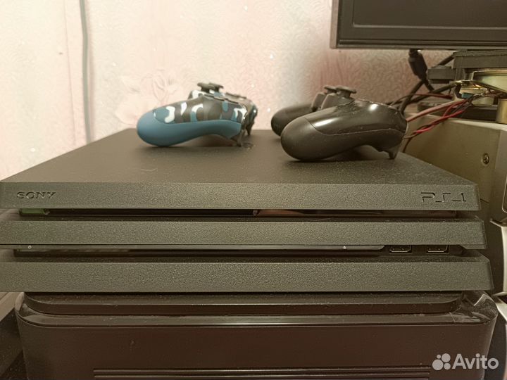 Sony ps4 PRO 1tb