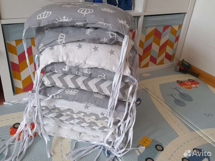 Бортики подушки в детскую кроватку