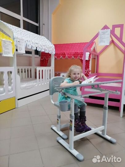 Растущая парта плюс стул