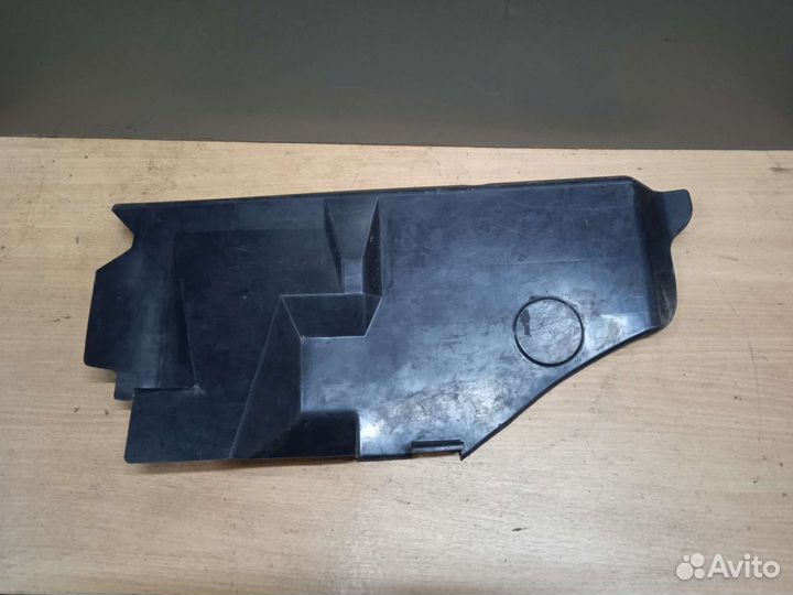 Накладка декоративная Mitsubishi carisma митсубиси