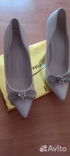 Свадебное платье 42 44