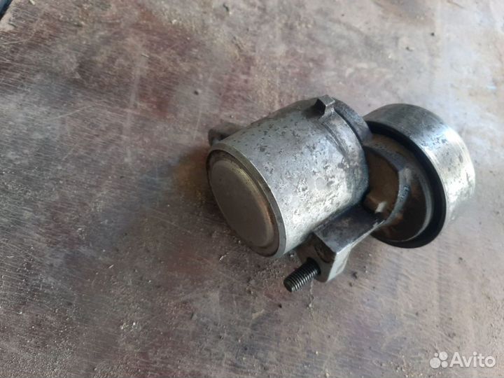 Натяжной ролик для ремня генератора Chevrolet rezz