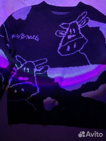 Свитер женский