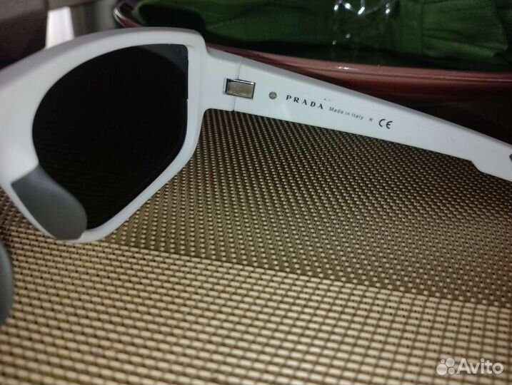 Очки prada белые