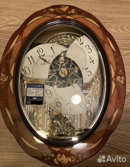 Музыкальные настенные часы Rhythm