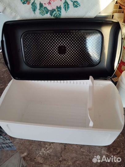 Tupperware хлебница