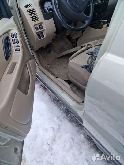 Водительская дверь форд ескейп 2005 г. ford escape