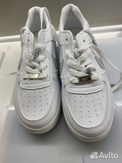 Кроссовки nike