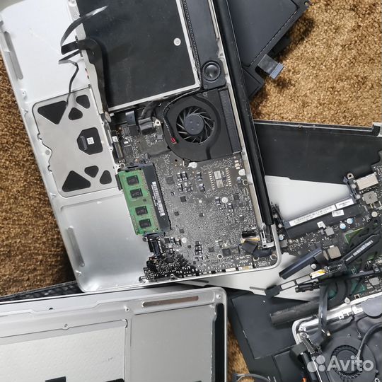 Macbook air на запчасти