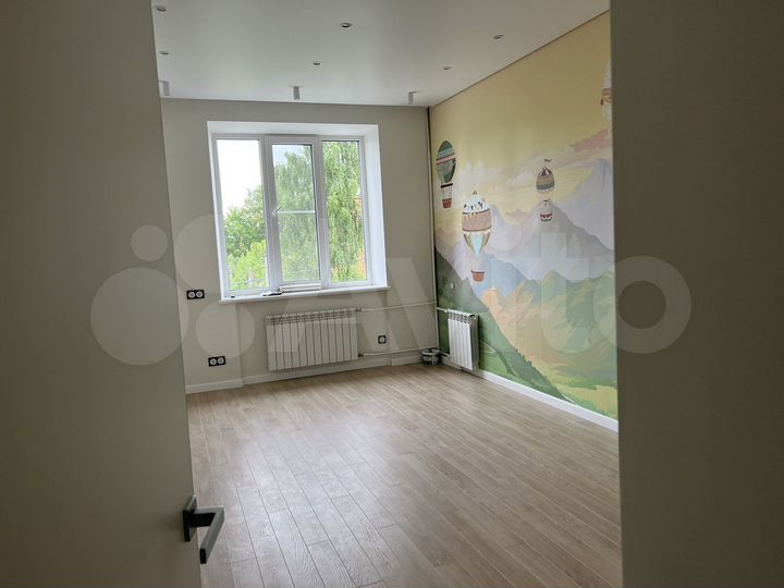 3-к. квартира, 55 м², 3/3 эт.