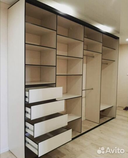 Шкаф купе встроенный