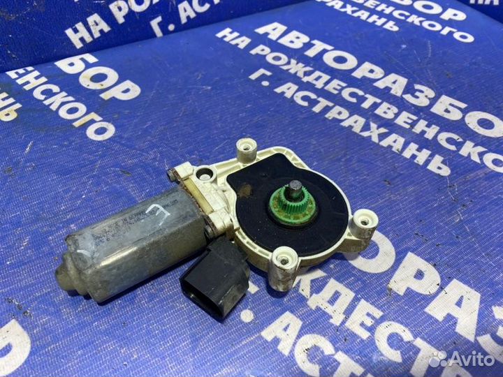 Моторчик стеклоподъемника Bmw E60 седан 2005