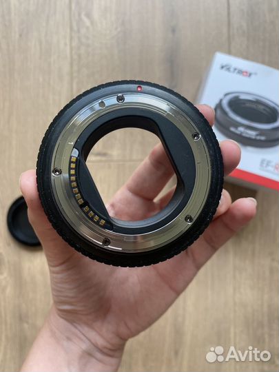 Переходное кольцо Viltrox EF-R2