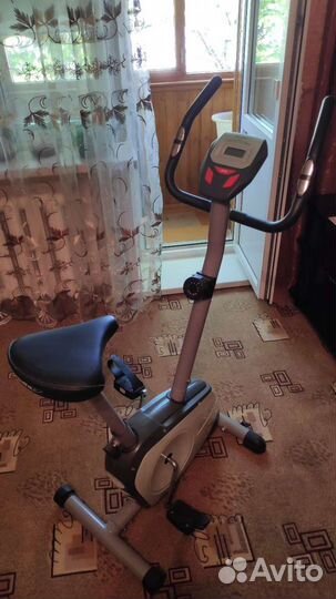 Велотренажер House Fit