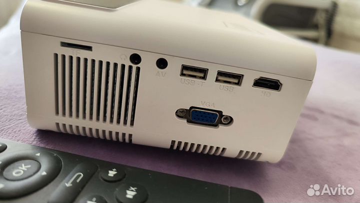 Мини проектор AUN D60