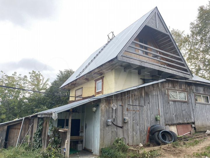 Дом 24,9 м² на участке 12 сот.