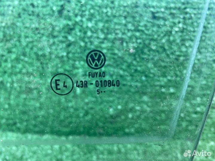 Стекло двери заднее левое Volkswagen Polo 5