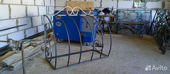 Изделия холодной ковки, лавочки, столы